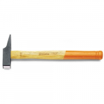 1374F Carpenter's Hammer with Wooden Shaft_noscript